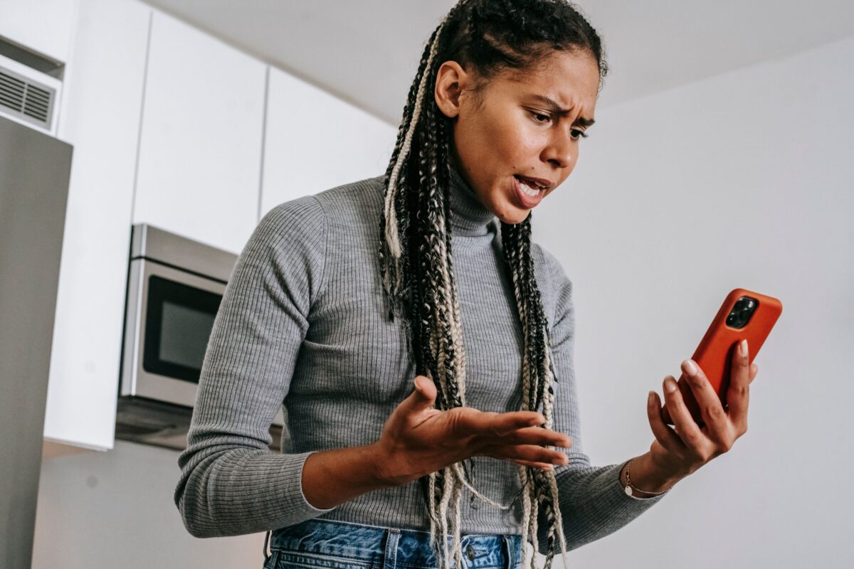 woman reading text breadcrumb